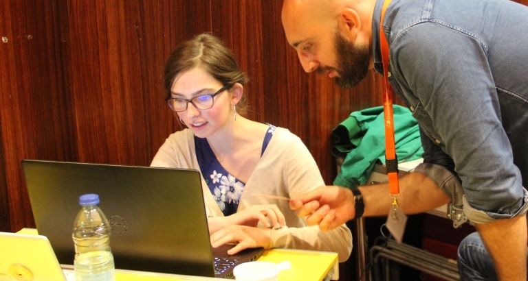 Photo d'un atelier voyageurs du code lors de la deuxième journée d'étude Ideas Box France à la BNF