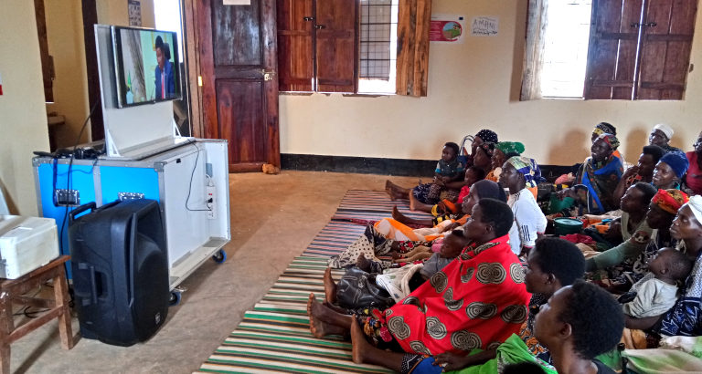 Ciné-club en Tanzanie